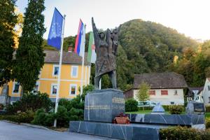 Spomeniki (Arhiv Občine Kozje)